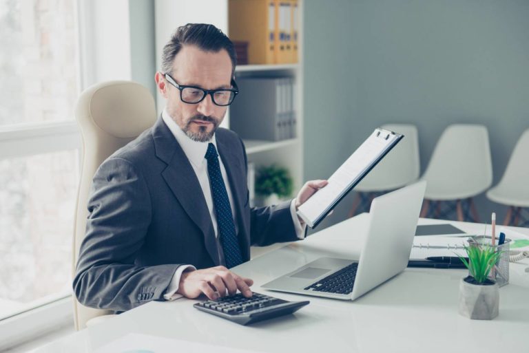 Les Services de Directeur de Sociétés Suisses : Votre Partenaire Stratégique pour la Gestion d’Entreprises