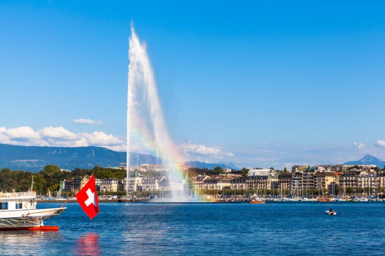 Salaire minimum à Genève en 2026 : 24,59 CHF/h, calcul mensuel et obligations employeur