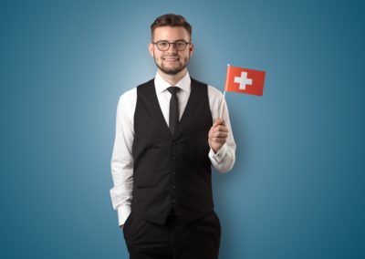 Crear una GmbH/Sàrl o una AG/SA en Ginebra Comparativa 2025