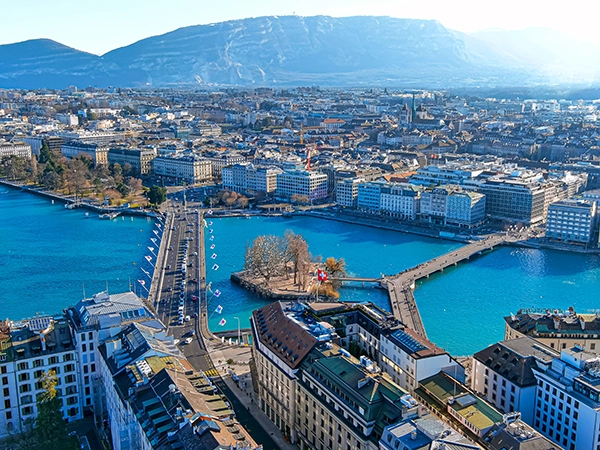 Vue de Genève et du lac, quartier des Eaux-Vives