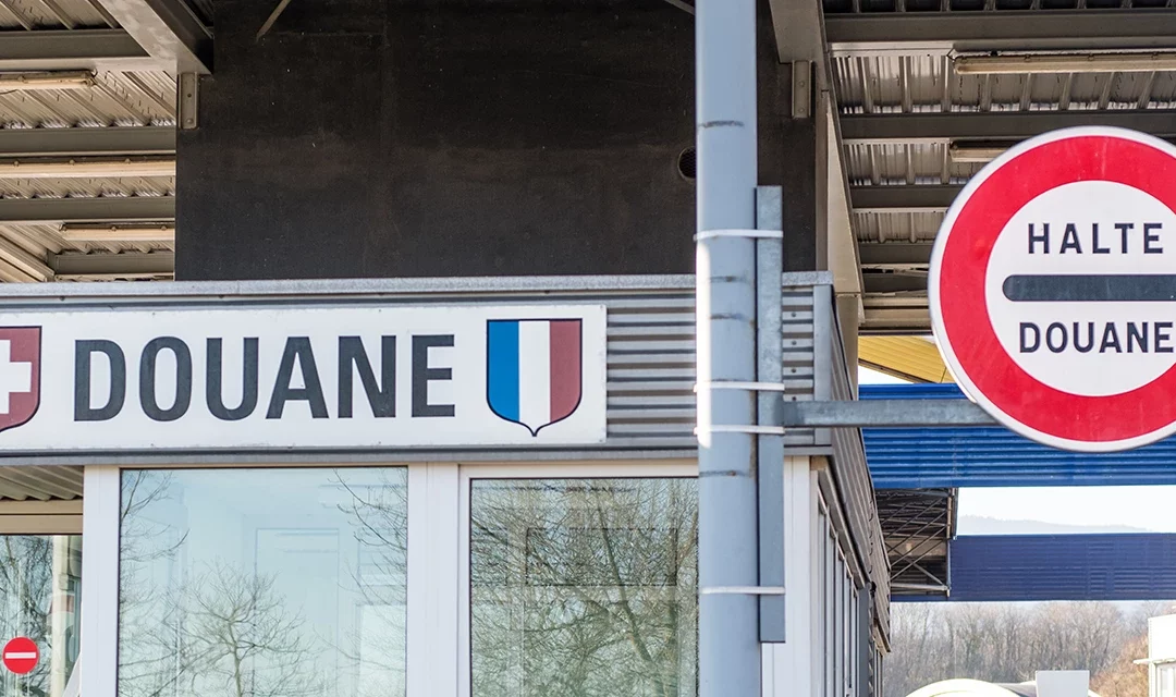 Exporter vers la Suisse depuis la France : formalités douanières et TVA